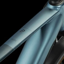 Cube Nuride Hybrid Performance 625 Allroad Metalblue´n´red -Vélo Èlectrique Soldes CUBE Nuride Hybrid Performance 625 Allroad metalblue n red 632661 3