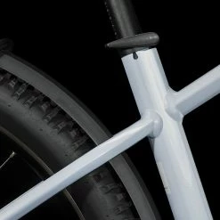 Cube Reaction Hybrid Pro 750 Allroad Flashwhite´n´black -Vélo Èlectrique Soldes Reaction Hybrid Pro 750 Allroad flashwhite n black 634163 3